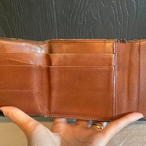 Authentic Louis Vuitton (Rehab / Project) Bundle of Wallets - Picture 3 of 16